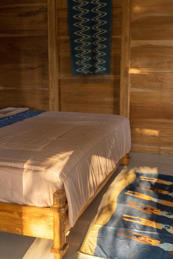 Secret Joglo Lebih Hotel Екстериор снимка